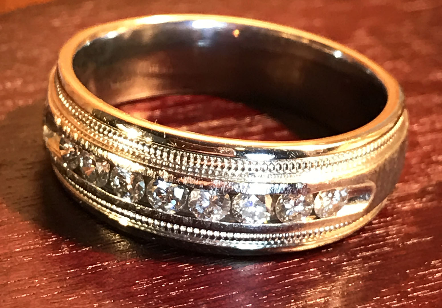 Gents Diamond Wedding band in 14kt White Gold