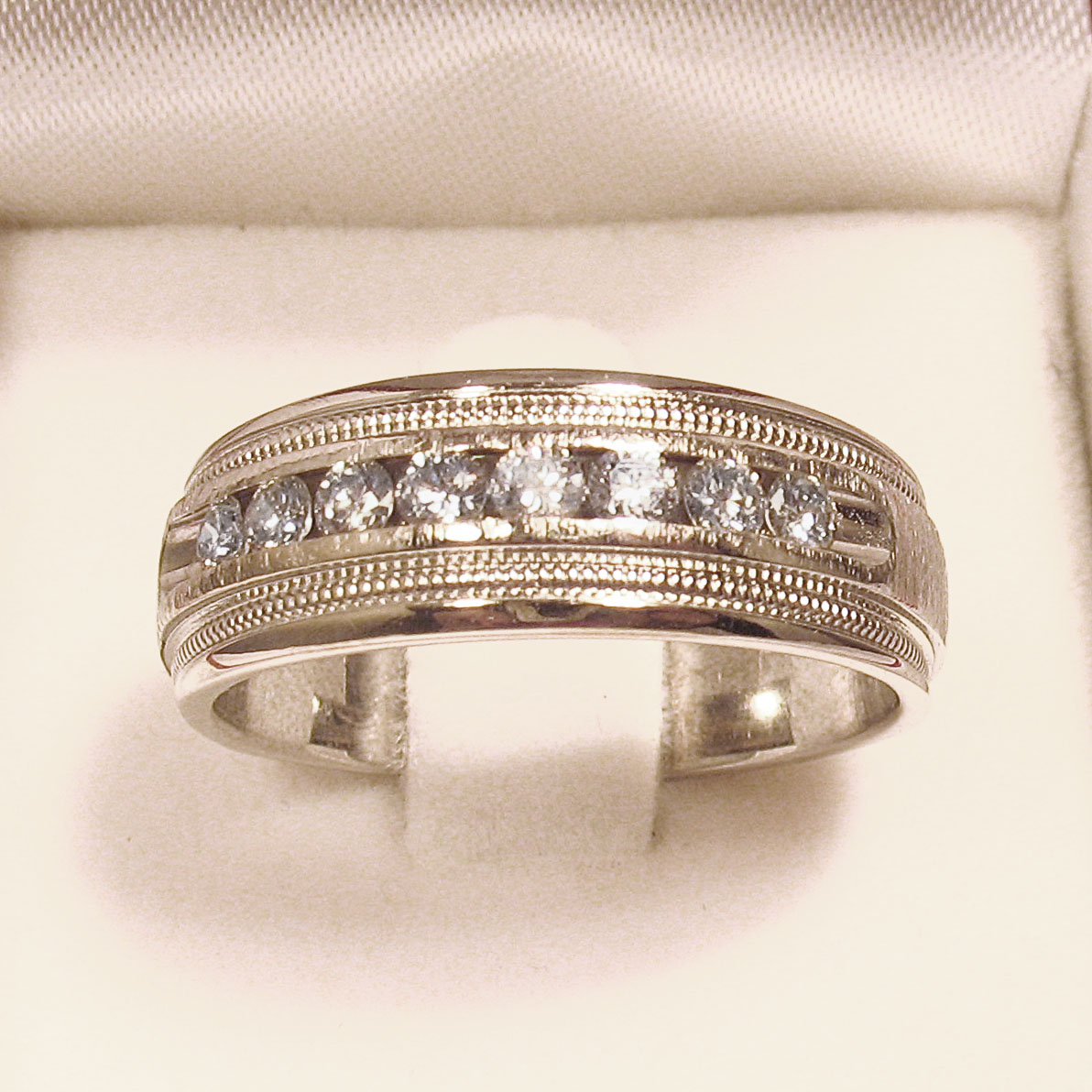 Gents White Gold Diamond Wwdding Band
